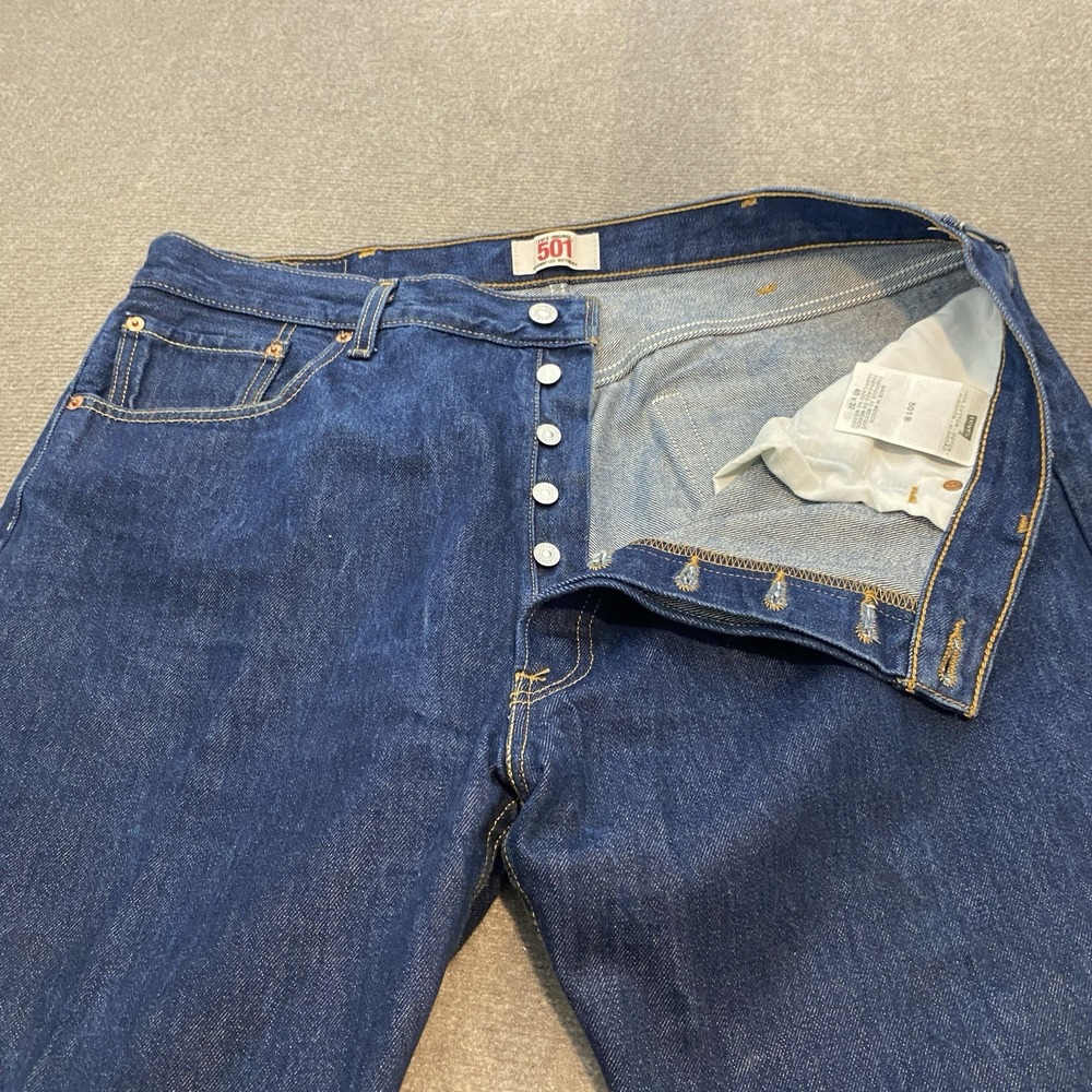 vtg Levis‎ 501 Jeans Mens 40 Fits 39x30 Y2K Button Fly Blue Distressed Denim 90s